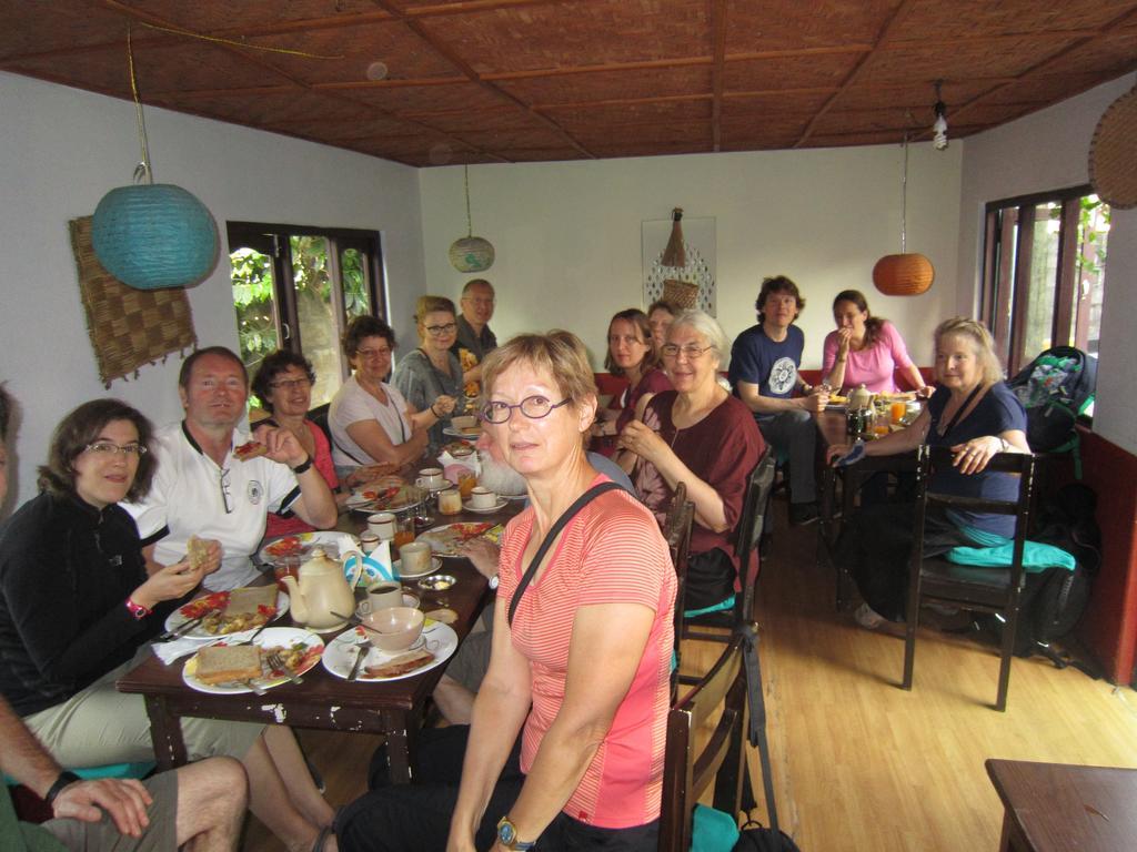 New Annapurna Guest House Pokhara Bagian luar foto